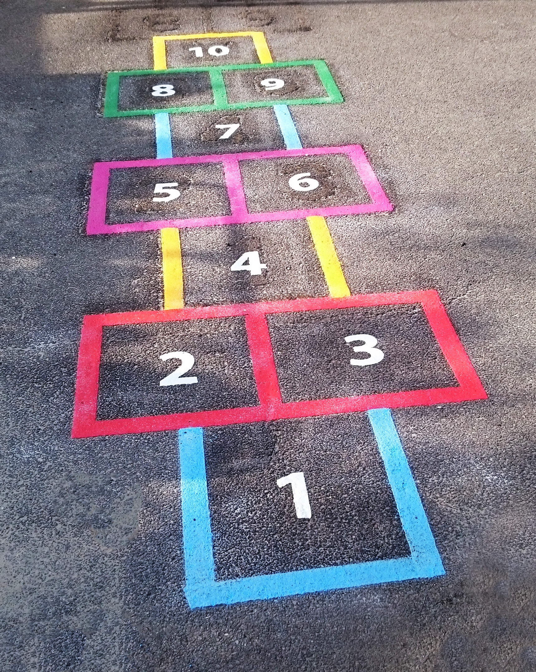 PMHOPO5 Hopscotch Outline